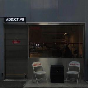 日韩少妇巨乳做爰
